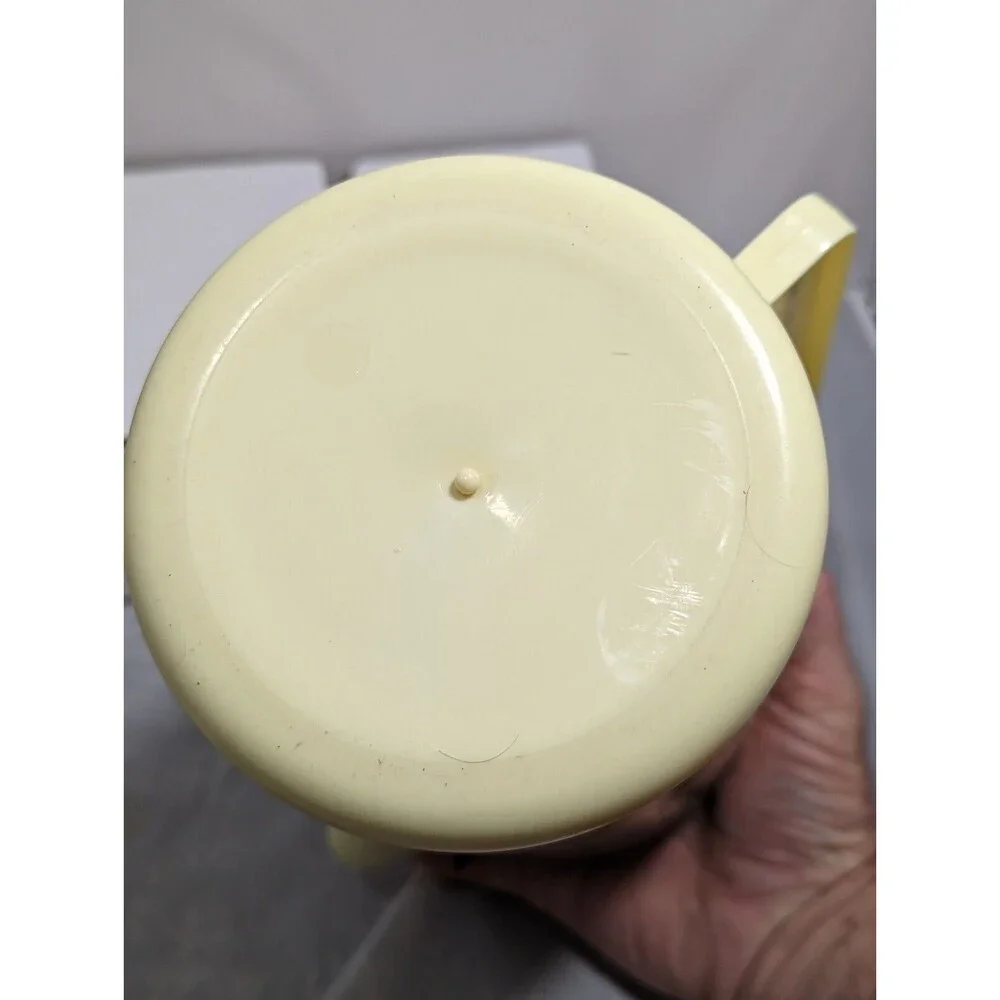 Vintage Montgomery Ward Plastic Drink Pitcher 2 Qt 1970s Retro Advertising